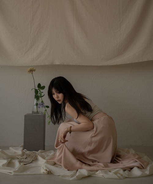 mideal(マイディール)の「satin maxi flare skirt / サテンマキシフレアスカート(スカート・レディース・ピンク/ブルー系その他/オフホワイト・FREE)」の15枚目の写真