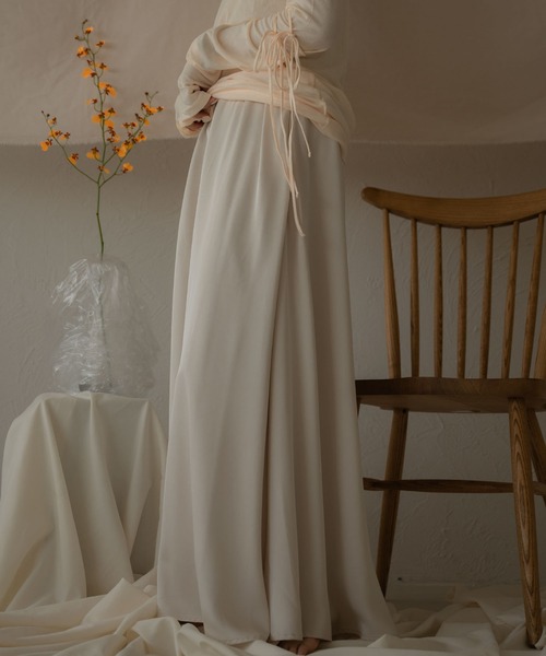 mideal(マイディール)の「satin maxi flare skirt / サテンマキシフレアスカート(スカート・レディース・ピンク/ブルー系その他/オフホワイト・FREE)」の7枚目の写真