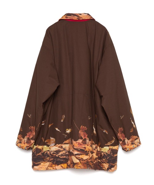 yoshiokubo(ヨシオクボ)の「yoshiokubo ヨシオクボ / LEAF COAT リーフプリントコート / YKF24507(ステンカラーコート・メンズ・ブラウン・3)」の2枚目の写真