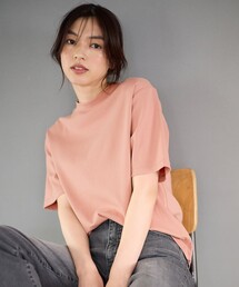 マルチファンクションモックネックTシャツ
