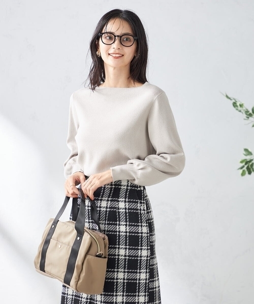 a.v.v（アーヴェヴェ）の「【2WAY】10ポケットバッグ（ショルダーバッグ・レディース・ブラック/ベージュ/ライトグレー・38）」の5枚目の写真