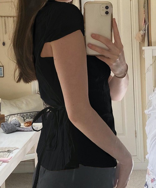 HALEY PESCA(ヘーリーペスカ)の「HALEY PESCA/ギャザー風デザイン タイトミニシャツ(シャツ/ブラウス・レディース・ホワイト/ブラック・SMALL/MEDIUM/LARGE)」の5枚目の写真