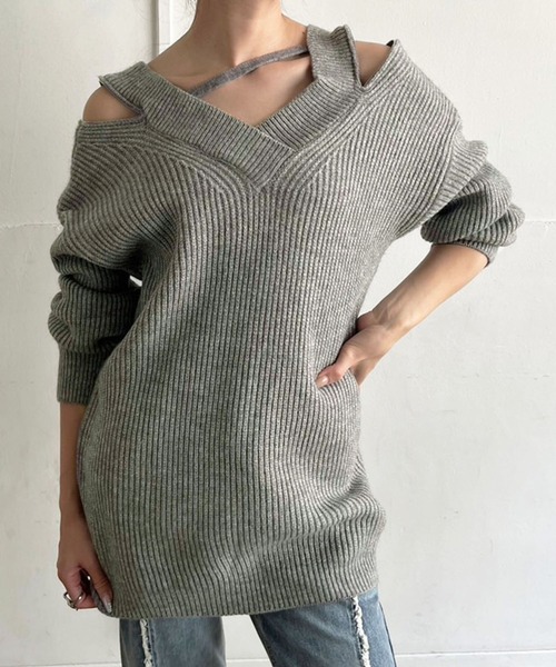 Jewelobe(ジュエローブ)の「ショルダージップルーズニットプルオーバー(ニット/セーター・レディース・グレー/ブラック/オフホワイト/レッド・FREE)」の1枚目の写真
