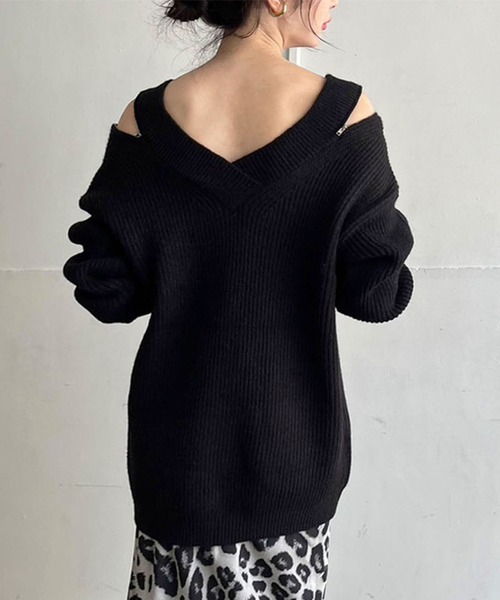 Jewelobe(ジュエローブ)の「ショルダージップルーズニットプルオーバー(ニット/セーター・レディース・グレー/ブラック/オフホワイト/レッド・FREE)」の12枚目の写真