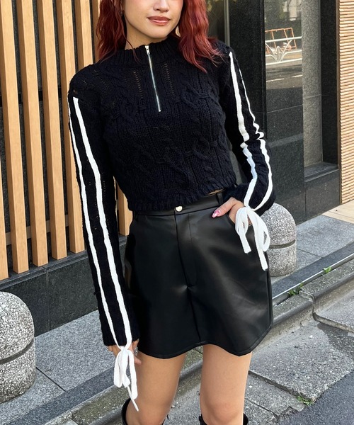 黒 フリル付き 透かし編み トップス 87502435b_b_20_500.jpg