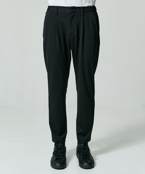 THE PERMANENT EYE(ザパーマネントアイ)の「Light Matte Stretch Jersey Tapered Pants(スラックス・メンズ・ブラック/オリーブ・44)」の7枚目の写真