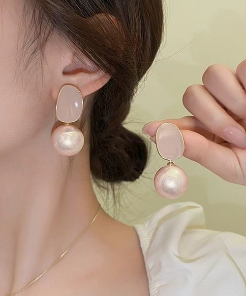 Lace Ladies(レースレディース)の「パール デザイン バラエティ ドレス ピアス(ピアス(両耳用)・レディース・ゴールド/ホワイト/ピンク/グレー・FREE)」の16枚目の写真