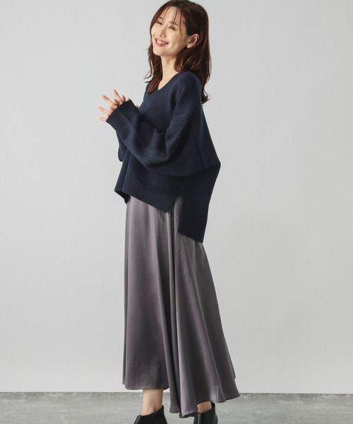 GLOBAL WORK(グローバルワーク)の「HugmeVネックプルオーバー*スカートSET/137620(パンツドレス・レディース・グリーン系5/ネイビー系8/グレー系1・MEDIUM/LARGE)」の3枚目の写真