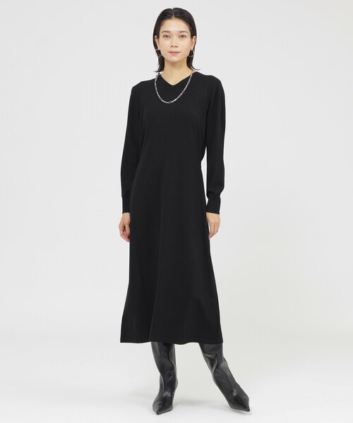 EVEX by KRIZIA(エヴェックスバイクリツィア)の「【L】【カタログ掲載品】ベルトニットワンピース(ワンピース・レディース・ブラック/チャコールグレー・44)」の4枚目の写真