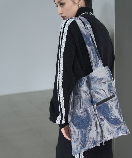 HARE（ハレ）の「アートガラトートバッグ(HARE)（トートバッグ・レディース・ブルー・FREE）」の3枚目の写真