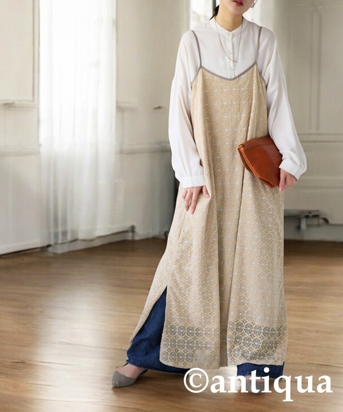 antiqua(アンティカ)の「ベロアレースキャミワンピース(ワンピース・レディース・ブラック/ベージュ・ONESIZE)」の22枚目の写真