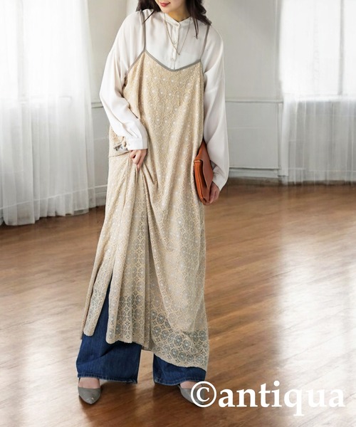 antiqua(アンティカ)の「ベロアレースキャミワンピース(ワンピース・レディース・ブラック/ベージュ・ONESIZE)」の3枚目の写真