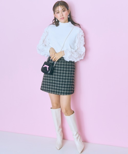 marun（マルン）の「＜大きいサイズ＞ 千鳥格子柄ツイードスカート marun（スカート・レディース・ホワイト系/グレー系・4L/3L/LL/L/5L）」の5枚目の写真