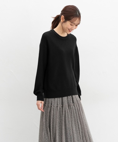 Honeys(ハニーズ)の「【UVカット・ウォッシャブル】クルーネックラメニット(ニット/セーター・レディース・ブラック/ブルー/ホワイト/ライトグリーン/ラベンダー・L/LL/M/S)」の11枚目の写真
