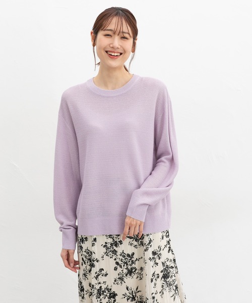 Honeys(ハニーズ)の「【UVカット・ウォッシャブル】クルーネックラメニット(ニット/セーター・レディース・ブラック/ブルー/ホワイト/ライトグリーン/ラベンダー・L/LL/M/S)」の17枚目の写真