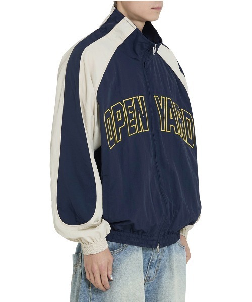 OY（オーワイ）の「『OY/オーワイ』 EMBROIDERED LOGO NYLON TRACK TOP/刺繍ロゴ ナイロントラックトップ（その他トップス・レディース・ブラック/ネイビー・L/M）」の7枚目の写真