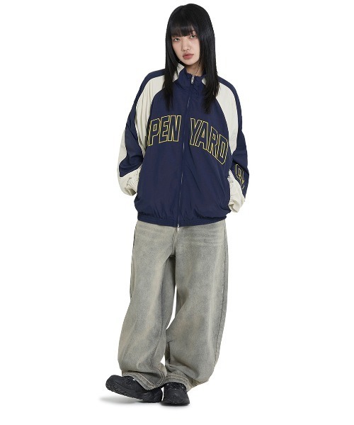 OY（オーワイ）の「『OY/オーワイ』 EMBROIDERED LOGO NYLON TRACK TOP/刺繍ロゴ ナイロントラックトップ（その他トップス・レディース・ブラック/ネイビー・L/M）」の10枚目の写真