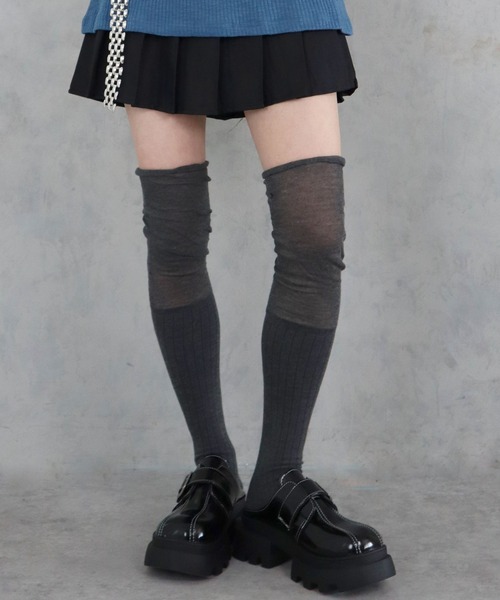 BARELY BLUE（ベアリーブルー）の「【 BARELY BLUE / ベアリーブルー 】 切り替え ルーズ リブ ニーハイソックス（ソックス/靴下・レディース・グレー/アイボリー/ブラック・FREE）」の21枚目の写真