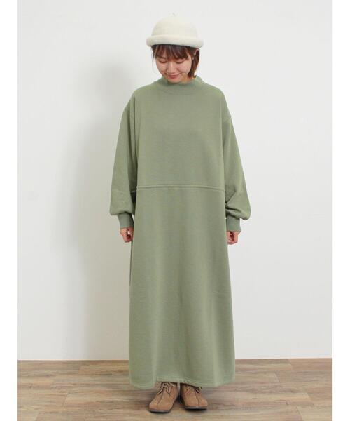 Samansa Mos2(サマンサ モスモス)の「裏起毛ウエストドロストワンピース(ワンピース・レディース・チャコールグレー/グレー/グリーン/キナリ・F)」の4枚目の写真