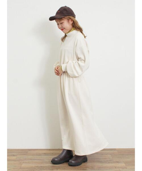 Samansa Mos2(サマンサ モスモス)の「裏起毛ウエストドロストワンピース(ワンピース・レディース・チャコールグレー/グレー/グリーン/キナリ・F)」の14枚目の写真