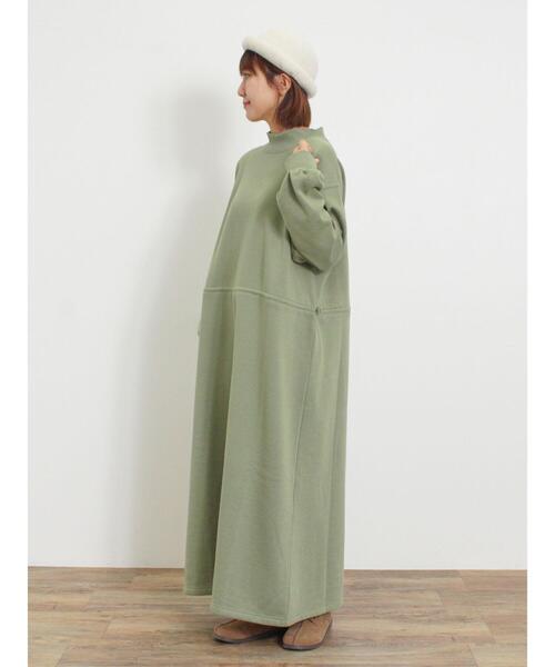 Samansa Mos2(サマンサ モスモス)の「裏起毛ウエストドロストワンピース(ワンピース・レディース・チャコールグレー/グレー/グリーン/キナリ・F)」の16枚目の写真