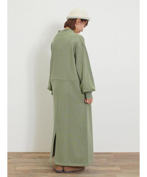 Samansa Mos2(サマンサ モスモス)の「裏起毛ウエストドロストワンピース(ワンピース・レディース・チャコールグレー/グレー/グリーン/キナリ・F)」の17枚目の写真