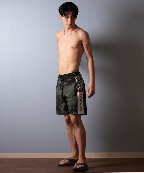 RVCA ルーカ　ボードショーツ　海パン　迷彩 ミッドレングス 水着 サイズ30 RVCA/ルーカ ELASTERN ELASTIC BOARDSHORTS WOODLAND CAMO 男性