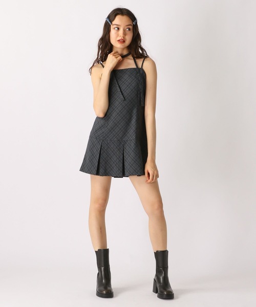 FOREVER 21（フォーエバー トゥエンティーワン）の「【2025SS】ボウタイ付きチェックキャミワンピース（ワンピース・レディース・グリーン/チャコールグレー/ベージュ・SMALL/MEDIUM）」の7枚目の写真