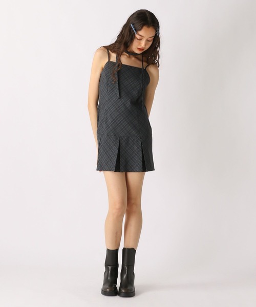 FOREVER 21（フォーエバー トゥエンティーワン）の「【2025SS】ボウタイ付きチェックキャミワンピース（ワンピース・レディース・グリーン/チャコールグレー/ベージュ・SMALL/MEDIUM）」の10枚目の写真