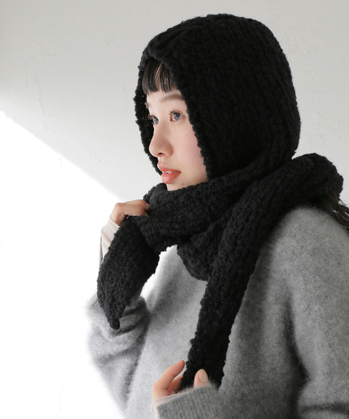 IENA LA BOUCLE（イエナラブークル）の「KARAKORAM/カラコルム フード付きマフラー 4291-SBO（マフラー・レディース・ブラック・FREE）」の3枚目の写真