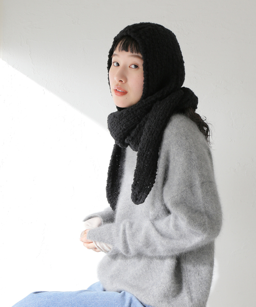 IENA LA BOUCLE（イエナラブークル）の「KARAKORAM/カラコルム フード付きマフラー 4291-SBO（マフラー・レディース・ブラック・FREE）」の5枚目の写真