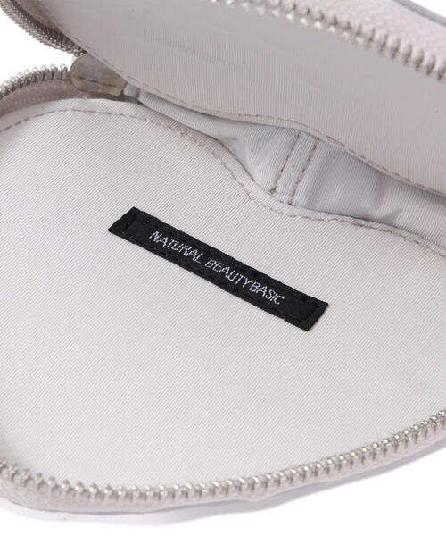 NATURAL BEAUTY BASIC（ナチュラルビューティーベーシック）の「◇トリプルハートモチーフチャーム（チャーム・レディース・ブラック/シルバー/レッド・ﾌﾘ-）」の17枚目の写真