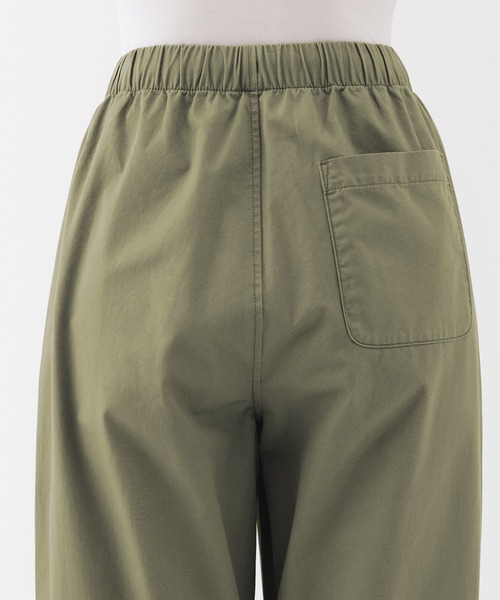 無印良品（ムジルシリョウヒン）の「婦人　洗いざらし　コットンイージーテーパードパンツ（その他パンツ・レディース・ベージュ/ピンク/ブラック/カーキ系・XL/M/S/L）」の21枚目の写真