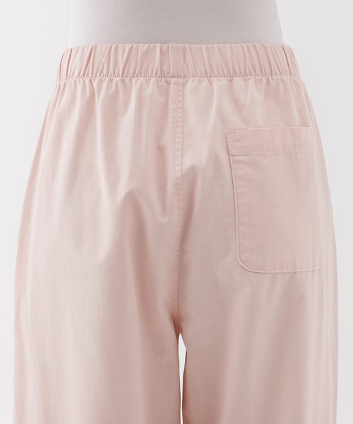 無印良品（ムジルシリョウヒン）の「婦人　洗いざらし　コットンイージーテーパードパンツ（その他パンツ・レディース・ベージュ/ピンク/ブラック/カーキ系・XL/M/S/L）」の8枚目の写真