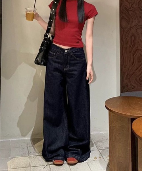 CADBURY(キャドバリー)の「ワイドデニムパンツ(デニムパンツ・レディース・ブルー・SMALL/MEDIUM/LARGE/X-LARGE)」の1枚目の写真