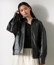 ・ELENCARE DUE 合皮ステンカラーブルゾン