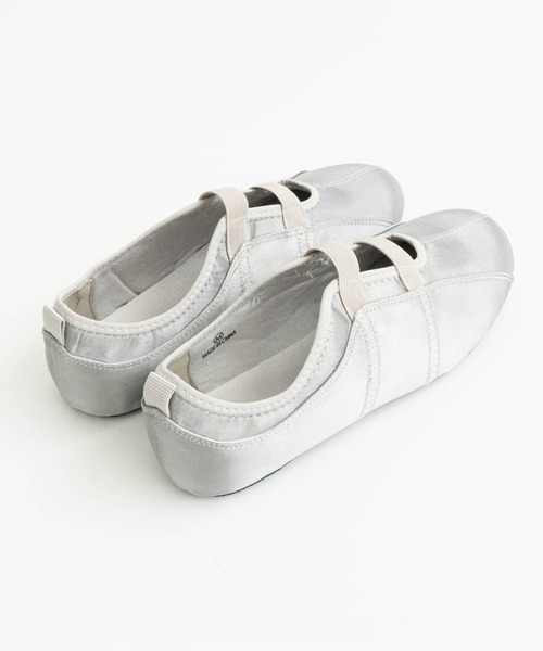 Fabby fabby（ファビィーファビィー）の「サテンシューズ（その他シューズ・レディース・ベージュ/シルバー/ブラック・LARGE/MEDIUM/SMALL）」の20枚目の写真