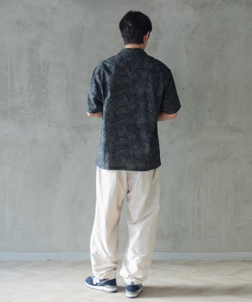 AMERICAN RAG CIE（アメリカンラグシー）の「for BAYFLOW ペイズリーハーフスリーブシャツ（シャツ/ブラウス・メンズ・レッド/ブラック・L/M）」の5枚目の写真