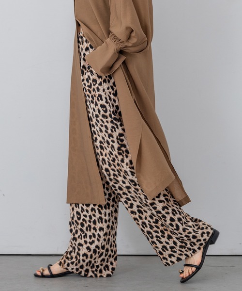 A part by(アパートバイ)の「サムリングサンダル(サンダル・レディース・アイボリー/ブラック・MEDIUM/LARGE)」の15枚目の写真