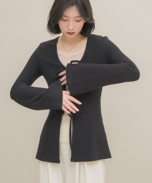 NEUNA（ヌナ）の「ワッフルベルスリーブトップス（Tシャツ/カットソー・レディース・ブラック/アイボリー・FREE）」の22枚目の写真