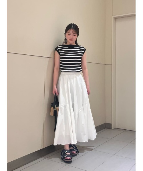 allureville(アルアバイル)の「【LOULOU WILLOUGHBY】プレーティングリブプルオーバー(ニット/セーター・レディース・オフホワイト/ブラック系その他/レッド系その他/ネイビー・2)」の16枚目の写真