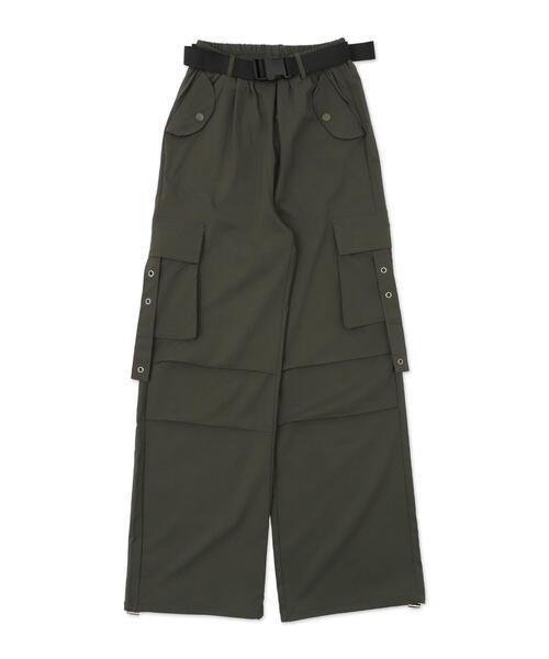 WOND(ウォンド)の「WOND/ベルト付きワイドカーゴパンツ(カーゴパンツ・レディース・ブラック/カーキ・FREE)」の13枚目の写真