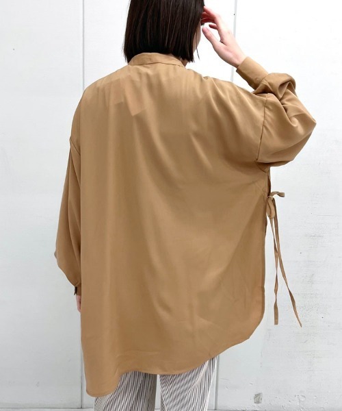 &soiree(アンドソワレ)の「【&soiree】サイドリボンツイルブラウス(CP)(シャツ/ブラウス・レディース・ブラック/ベージュ・M)」の19枚目の写真