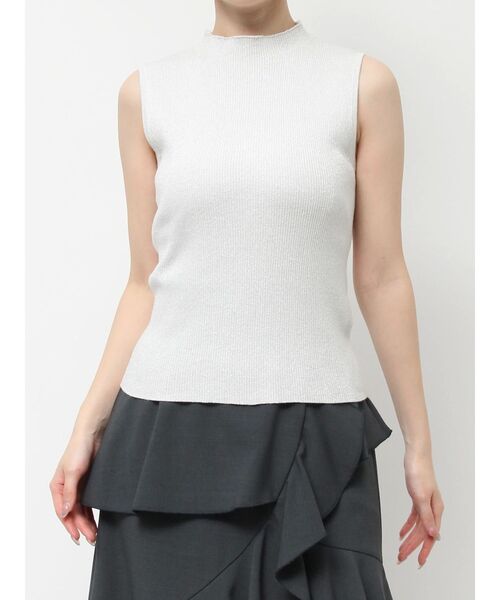 dazzlin(ダズリン)の「コンパクトノースリラメニットトップス(ニット/セーター・レディース・ブルー/チャコールグレー/オフホワイト/オレンジ/グリーン・FREE)」の2枚目の写真