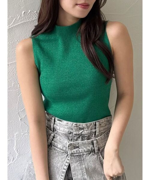 dazzlin(ダズリン)の「コンパクトノースリラメニットトップス(ニット/セーター・レディース・ブルー/チャコールグレー/オフホワイト/オレンジ/グリーン・FREE)」の3枚目の写真