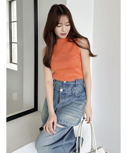 dazzlin(ダズリン)の「コンパクトノースリラメニットトップス(ニット/セーター・レディース・ブルー/チャコールグレー/オフホワイト/オレンジ/グリーン・FREE)」の11枚目の写真