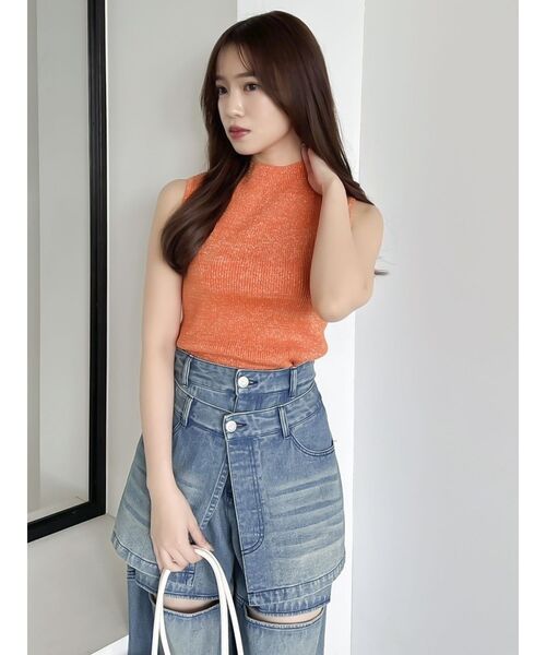 dazzlin(ダズリン)の「コンパクトノースリラメニットトップス(ニット/セーター・レディース・ブルー/チャコールグレー/オフホワイト/オレンジ/グリーン・FREE)」の12枚目の写真