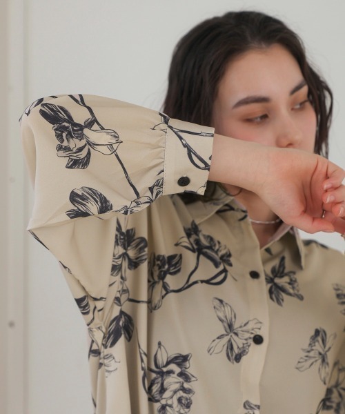 Bou Jeloud(ブージュルード)の「アソート柄ブラウス(シャツ/ブラウス・レディース・ベージュ/ブルー/ブラック・FREE)」の15枚目の写真