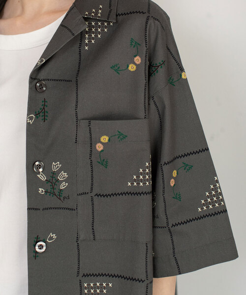 POU DOU DOU（プードゥドゥ）の「ステッチプリント開襟シャツ（シャツ/ブラウス・レディース・オフホワイト/ダークグレー・M）」の12枚目の写真