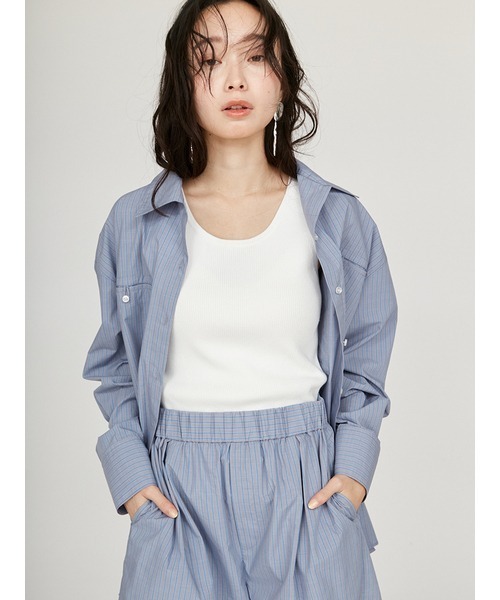 emmi（エミ）の「リブニットタンクトップ（タンクトップ・レディース・ミント/キャメル/ダークブラウン/オフホワイト・FREE）」の2枚目の写真